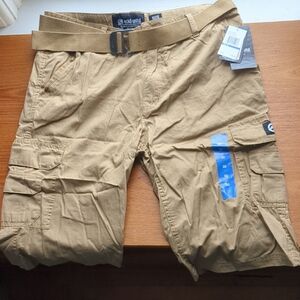 ecko unltd. Men's Lead Belted Cargo Short. NWT.